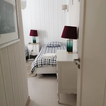 Luxurious Triplex Near The Beach In * Estoril