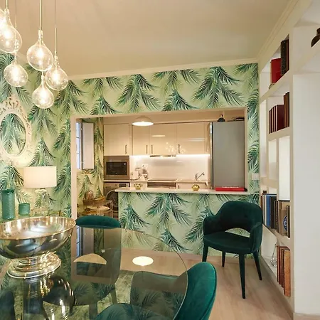 Luxurious Triplex Near The Beach In * Estoril