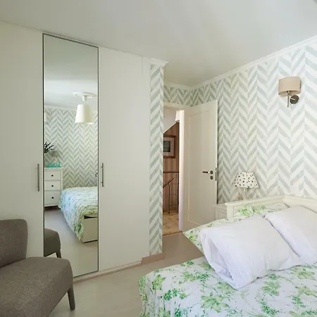 Luxurious Triplex Near The Beach In Lägenhet *